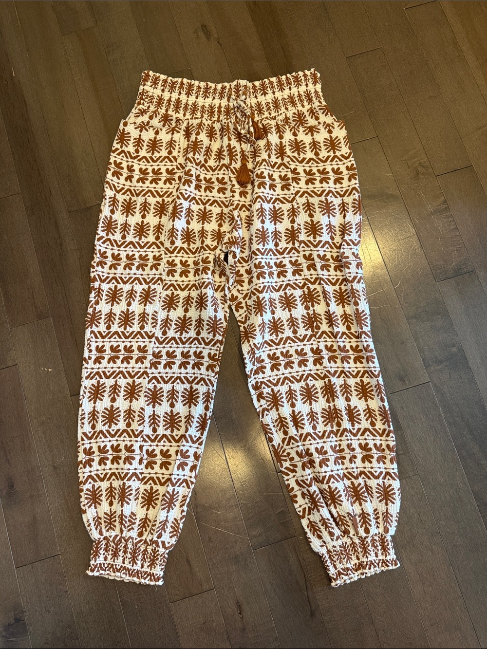 Ashley Stewart Rust & White Printed Elastic Waist Joggers